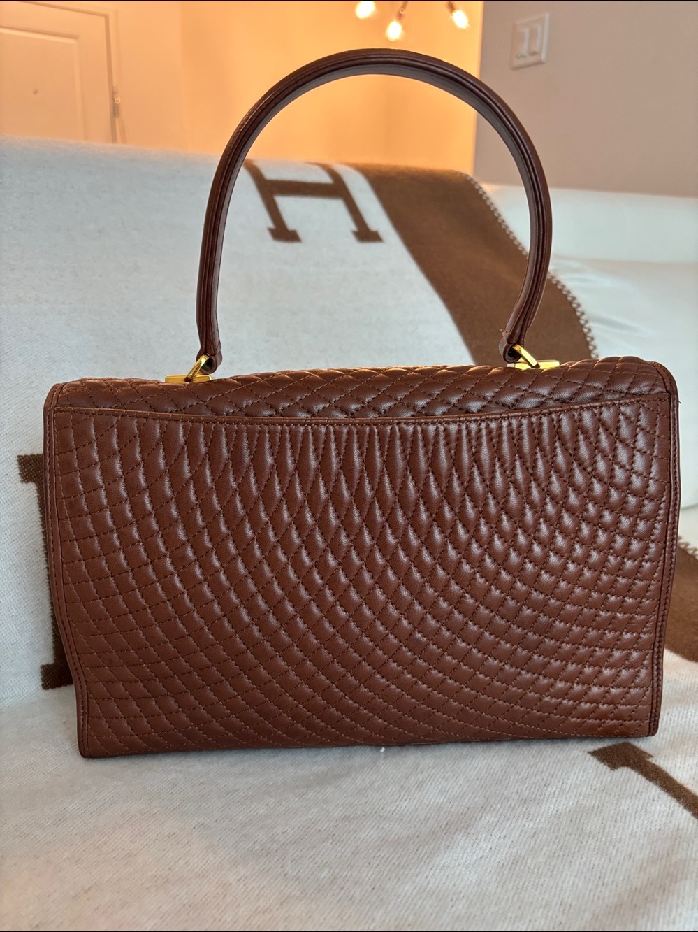 Bally  Quilted  Brown Leather Top-Handle Women’s Bag Turn lock. Clean - Picture 2 of 12